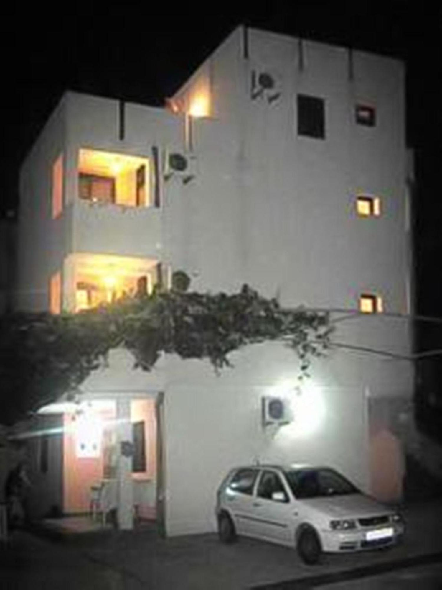 Apartments Bojanic บาร์ ภายนอก รูปภาพ