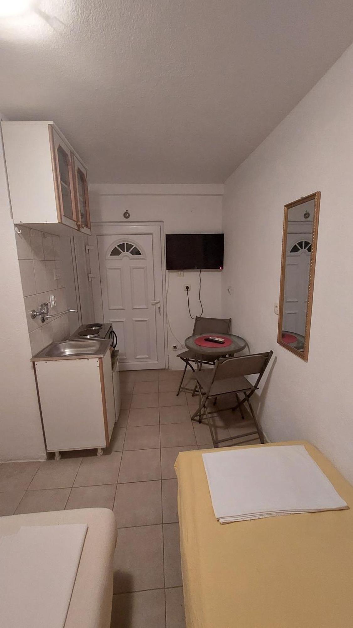 Apartments Bojanic บาร์ ภายนอก รูปภาพ