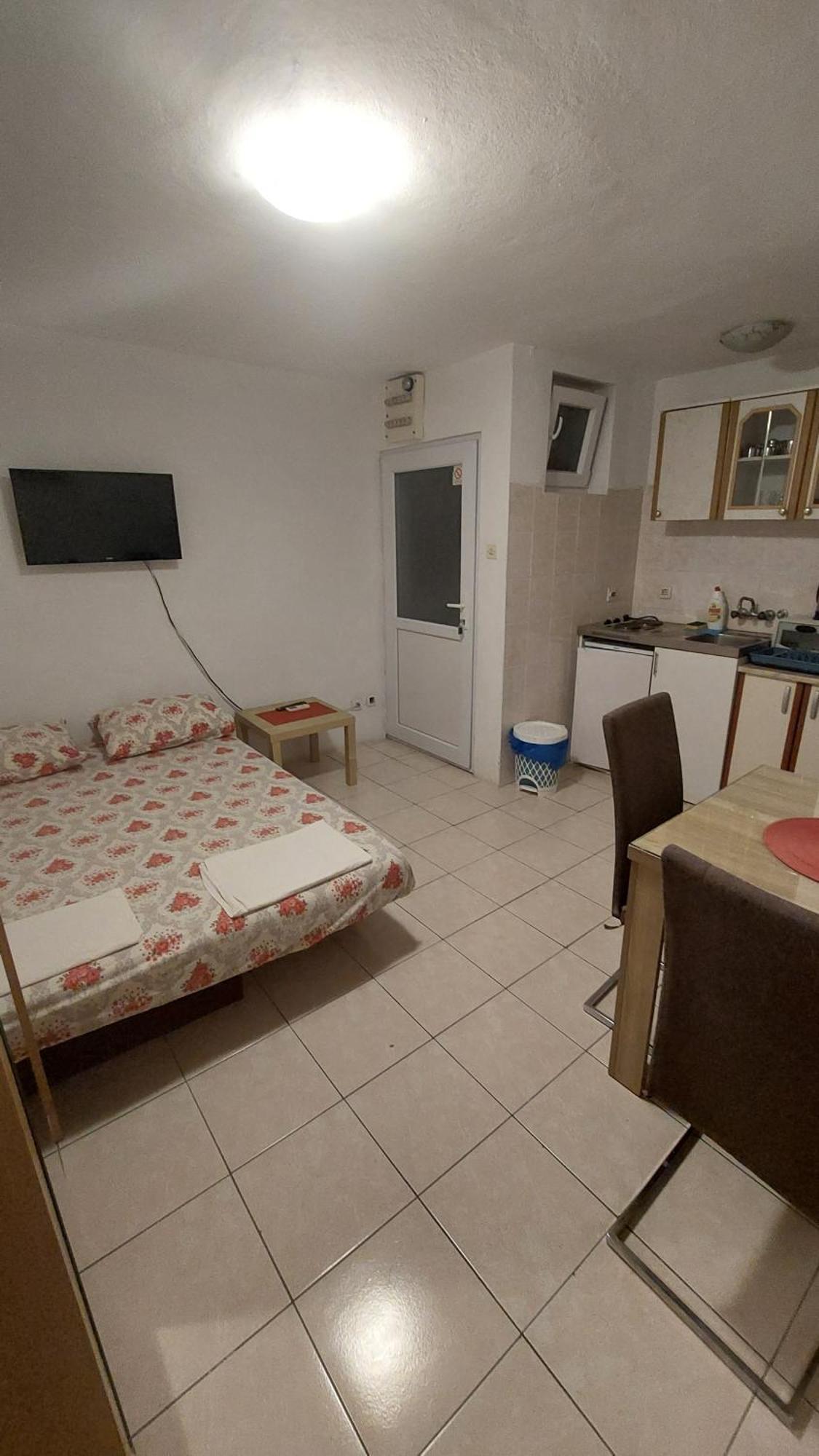 Apartments Bojanic บาร์ ภายนอก รูปภาพ